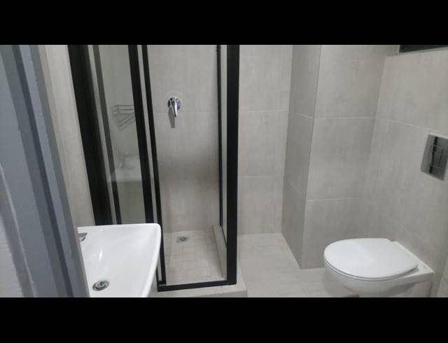 1 BEDROOM APARTMENT FOR SALE IN UMHLANGA RIDGE